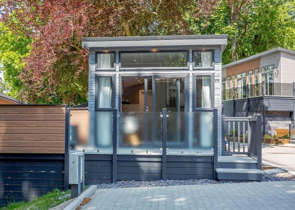 Villa V28 - The Lookout With Hot Tub Bangor  Exterior foto